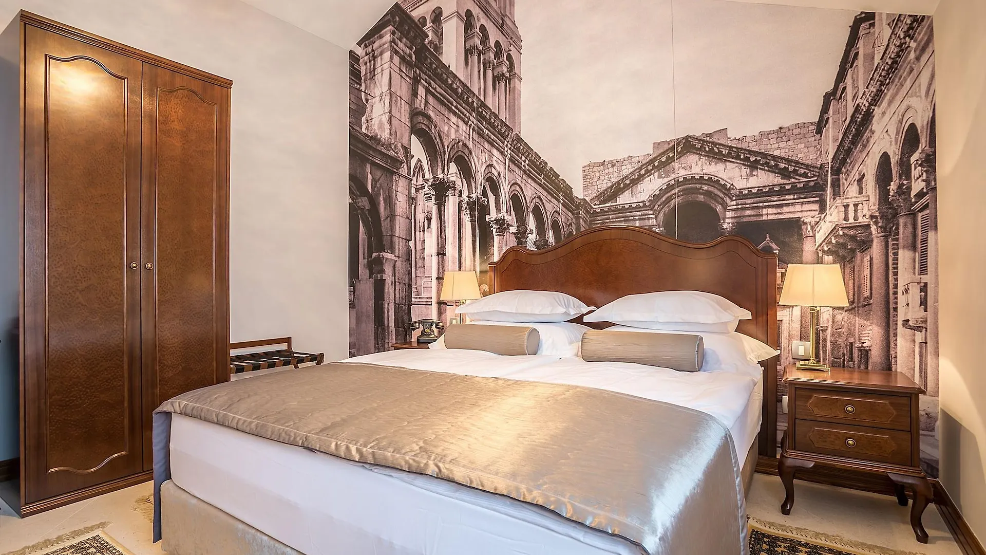 Splendida Palace Split Bed & Breakfast