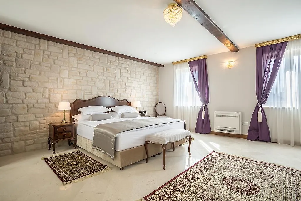 Splendida Palace Split 4*,  Croatia
